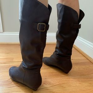 Brown boots for sale!